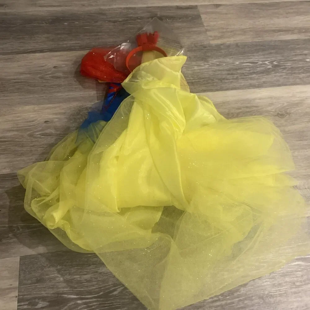 Halloween Costume Girl Disney Fairy Tale Princess Snow White Medium 7/8 New